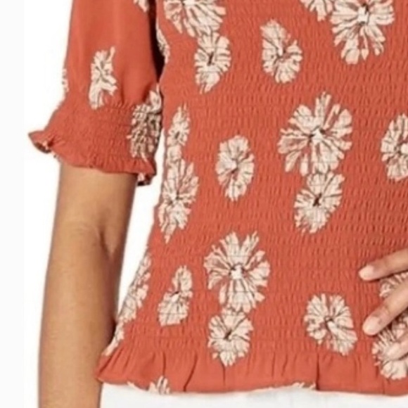 Madewell Womens Georgette Lucie Smocked Top Size 2X Puff
Sleeve Floral Rust NWOT - Picture 7 of 8